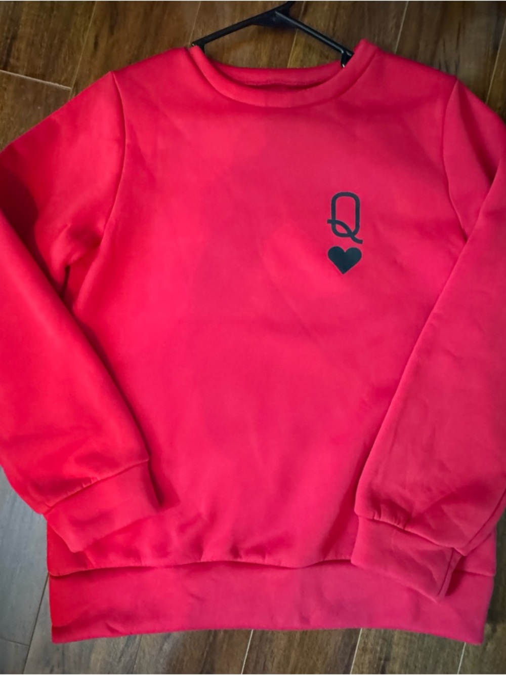 SHEIN Queen of Hearts Red Sweatshirt Valentines Day Large